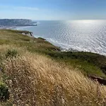 Апартаменты A 50m Reves De Les Bains De *