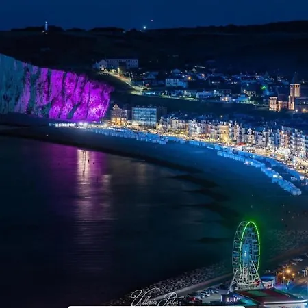 A 50m Reves De Les Bains De