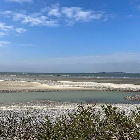 A 50m Reves De Les Bains De Mers-les-Bains