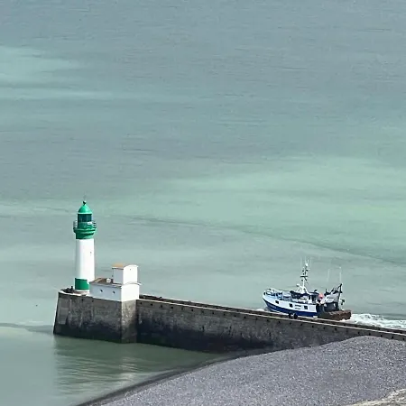 A 50m Reves De Les Bains De * Mers-les-Bains